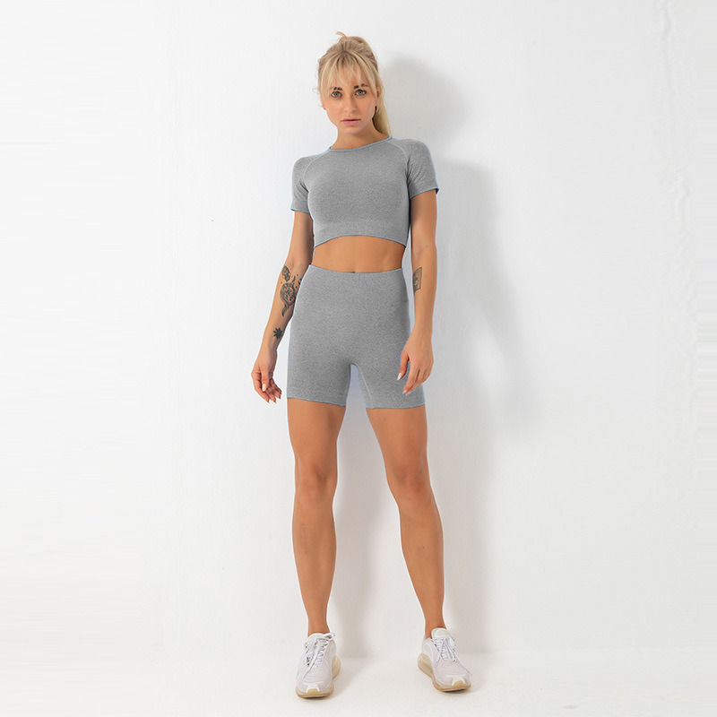 2021 Antibacterial Outfits Casual 2 Pieces Jogger Tops Set de ropa deportiva y pantalones cortos Yoga Wear Mujeres Manga cortas